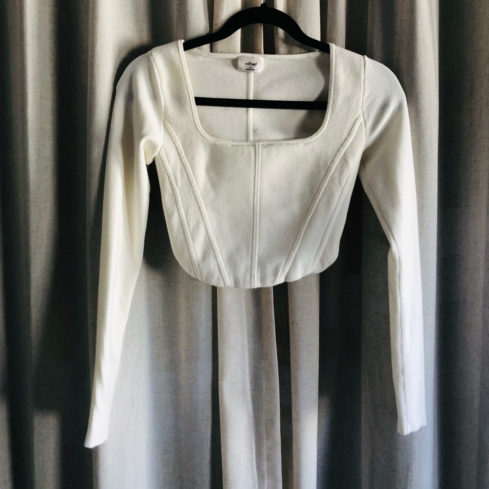 Wilfred White Square-Neck Cropped Long-Sleeve Top